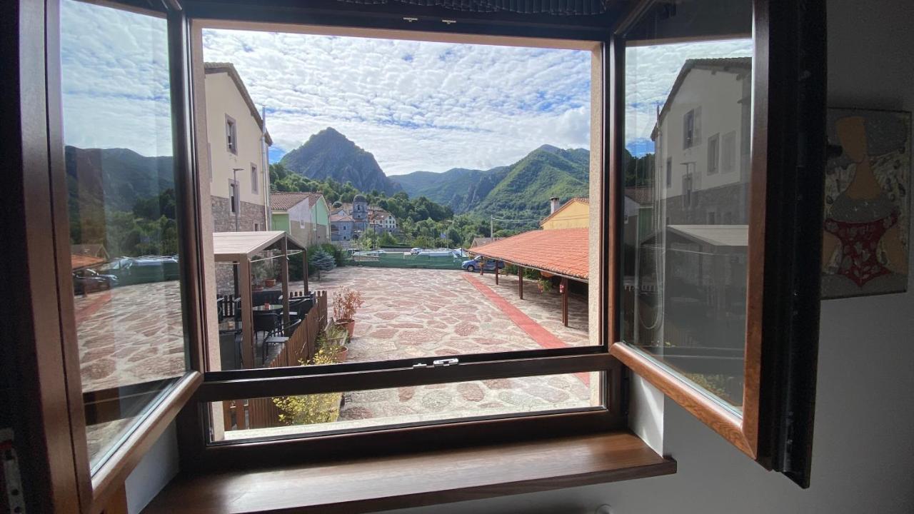 Hotel La Cuna Del Sella أوسيجا دي ساجامبر المظهر الخارجي الصورة