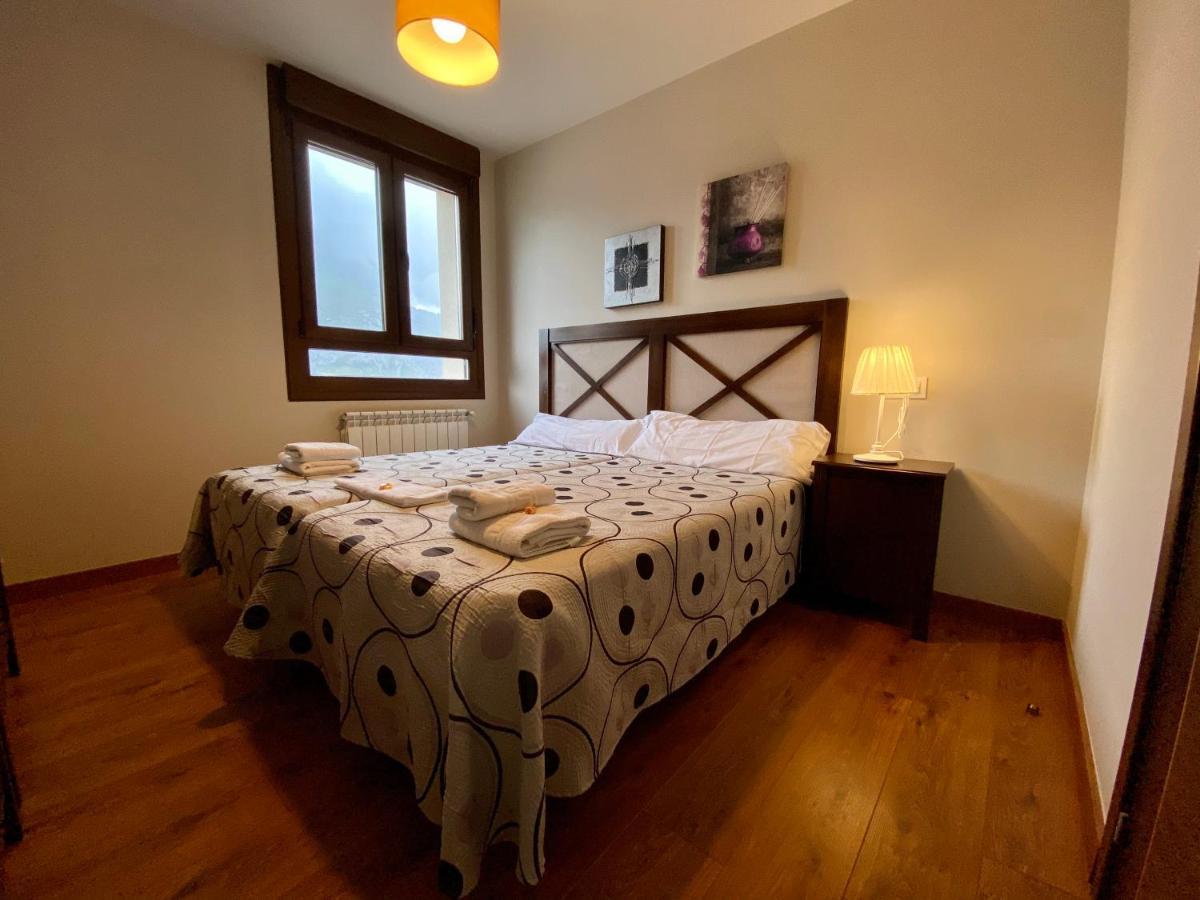 Hotel La Cuna Del Sella أوسيجا دي ساجامبر المظهر الخارجي الصورة