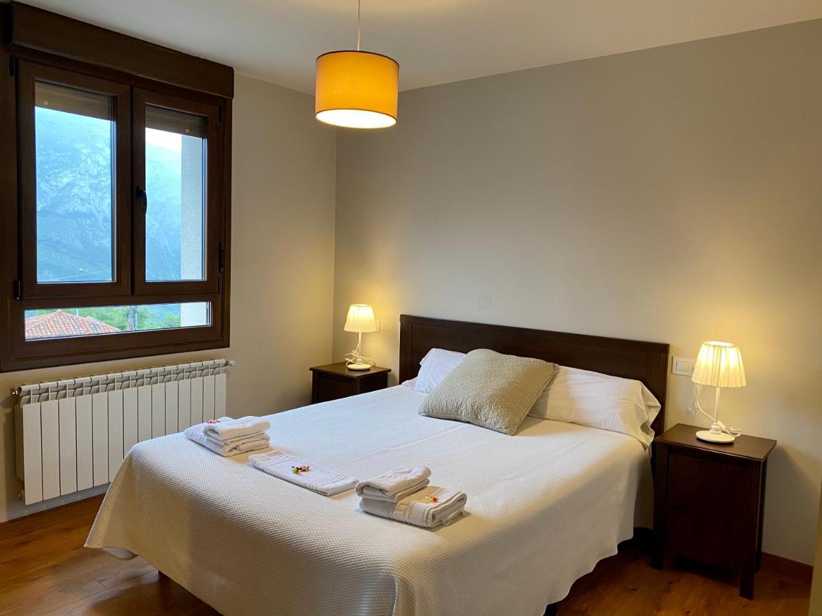 Hotel La Cuna Del Sella أوسيجا دي ساجامبر المظهر الخارجي الصورة