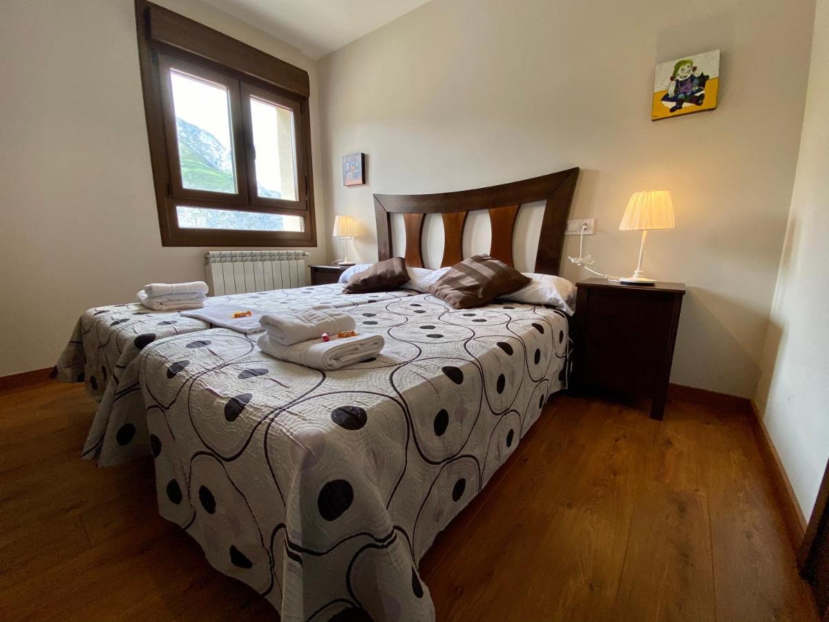 Hotel La Cuna Del Sella أوسيجا دي ساجامبر المظهر الخارجي الصورة