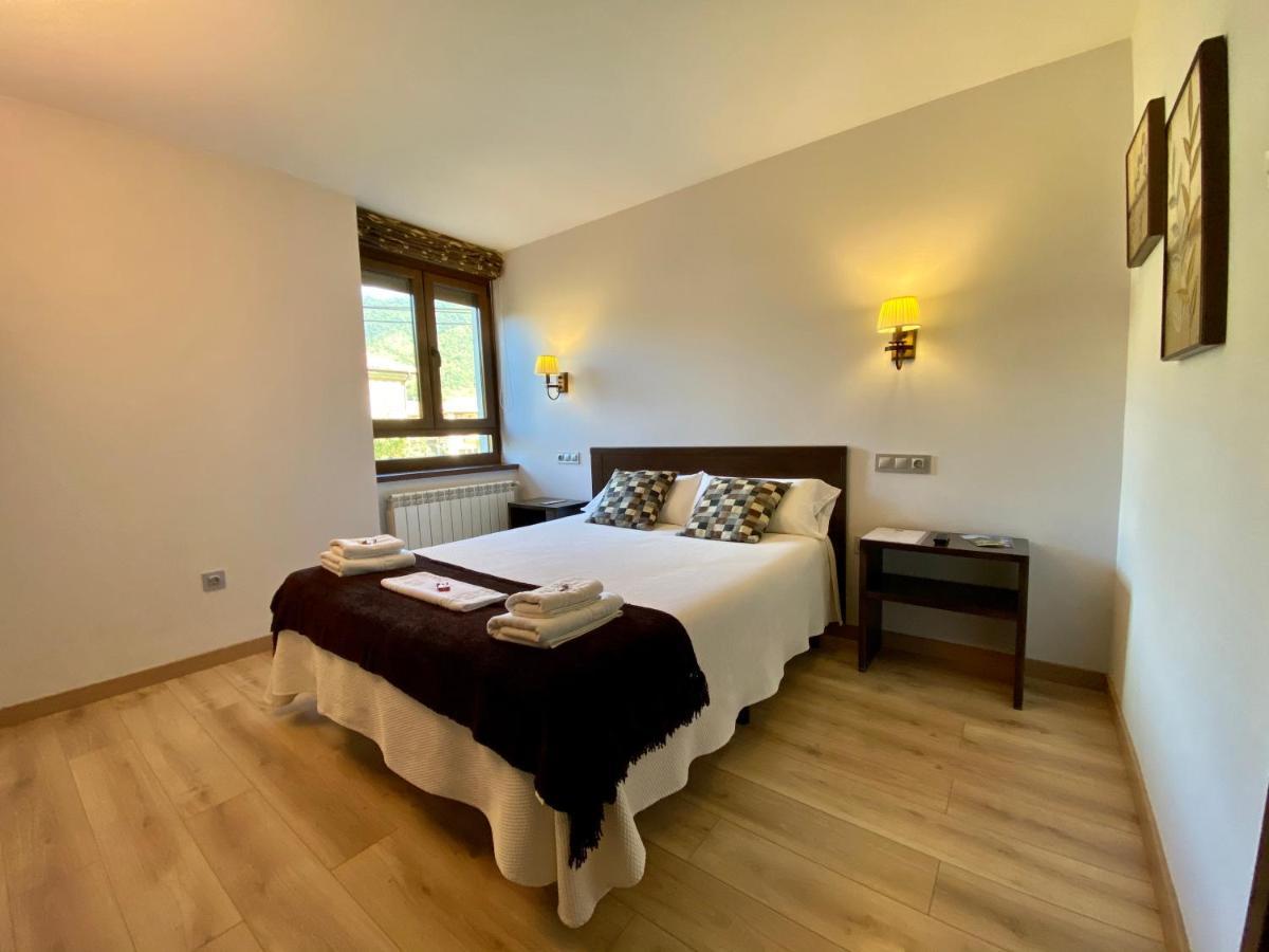 Hotel La Cuna Del Sella أوسيجا دي ساجامبر المظهر الخارجي الصورة