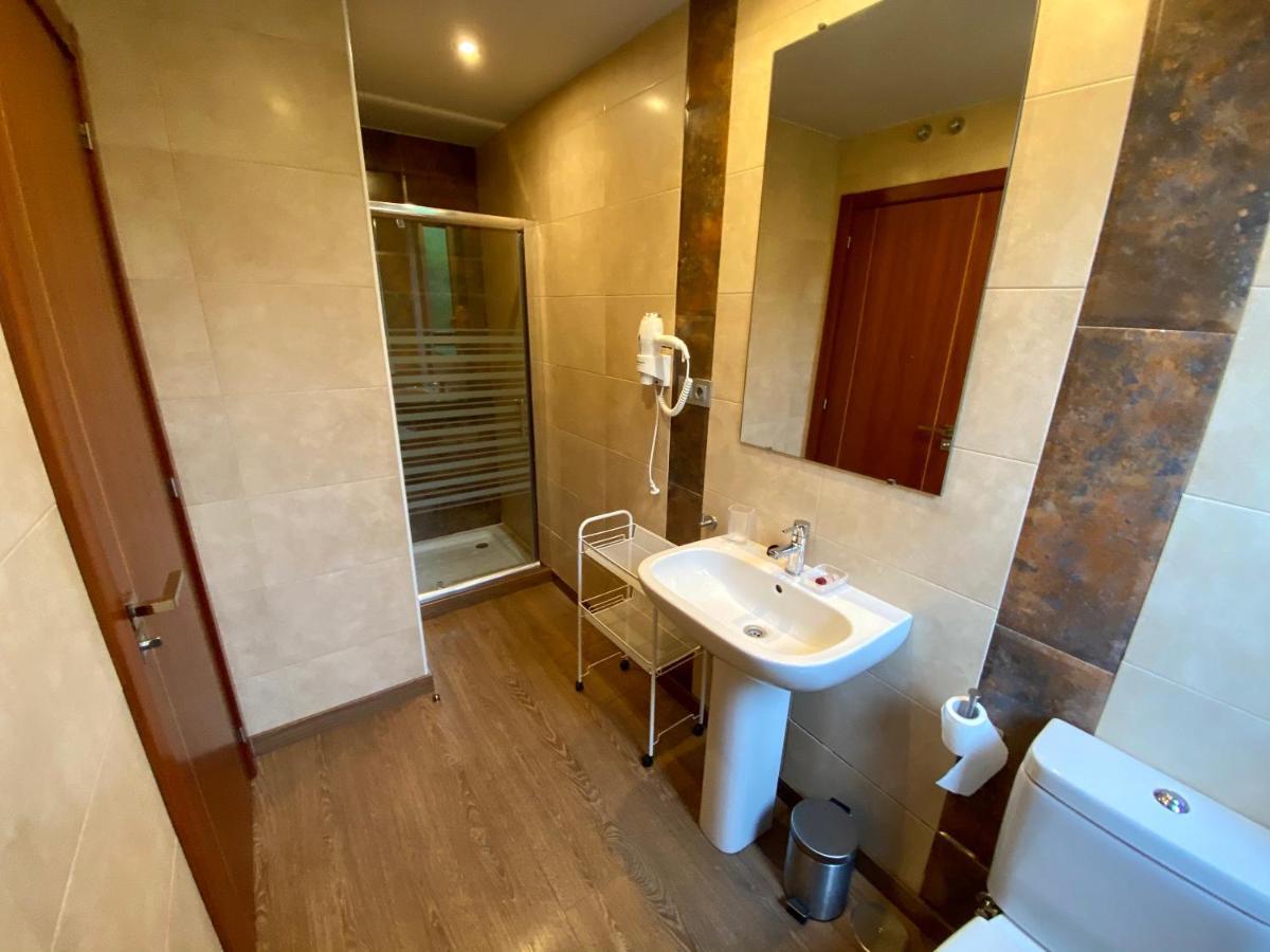 Hotel La Cuna Del Sella أوسيجا دي ساجامبر المظهر الخارجي الصورة