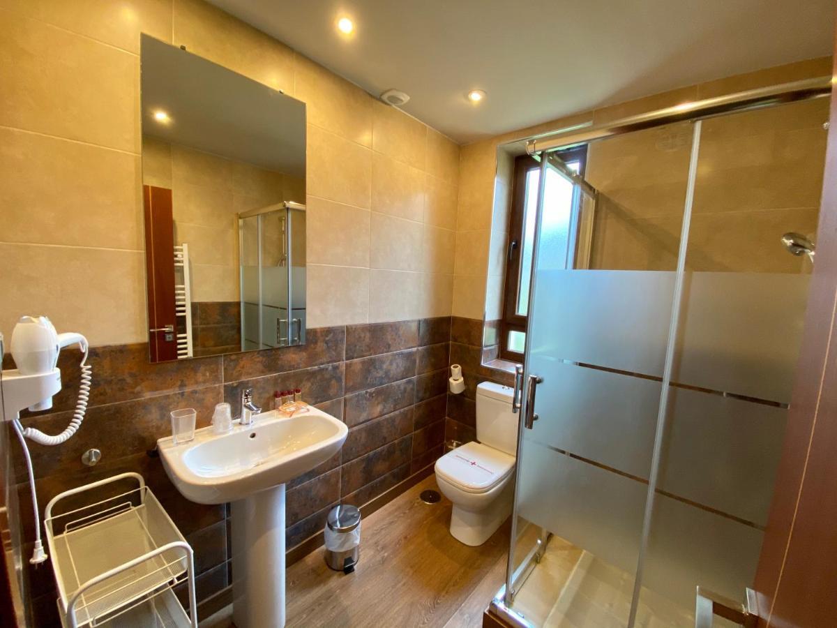 Hotel La Cuna Del Sella أوسيجا دي ساجامبر المظهر الخارجي الصورة